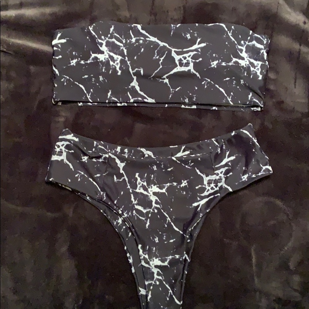 High waisted bikini